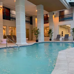 Tryp By Wyndham Hotel